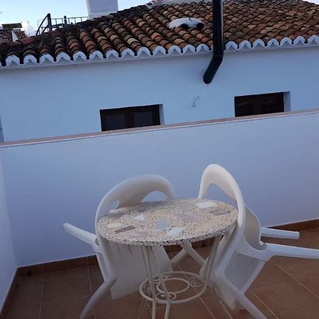 casa de pueblo Villa Guaro Exterior foto
